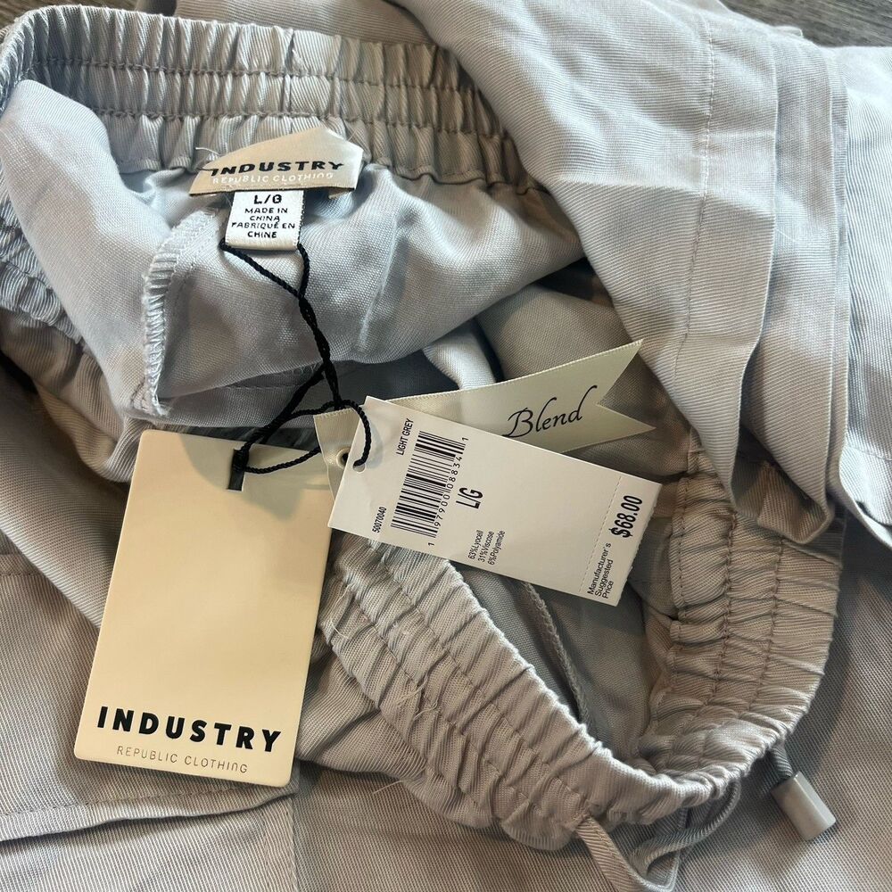 INDUSTRY REPUBLIC CLOTHING pant light grey cargo 5007004 viscose NWT $68 Large